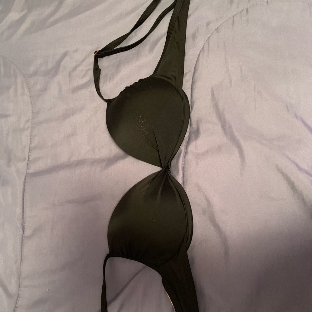 Bathing suit top